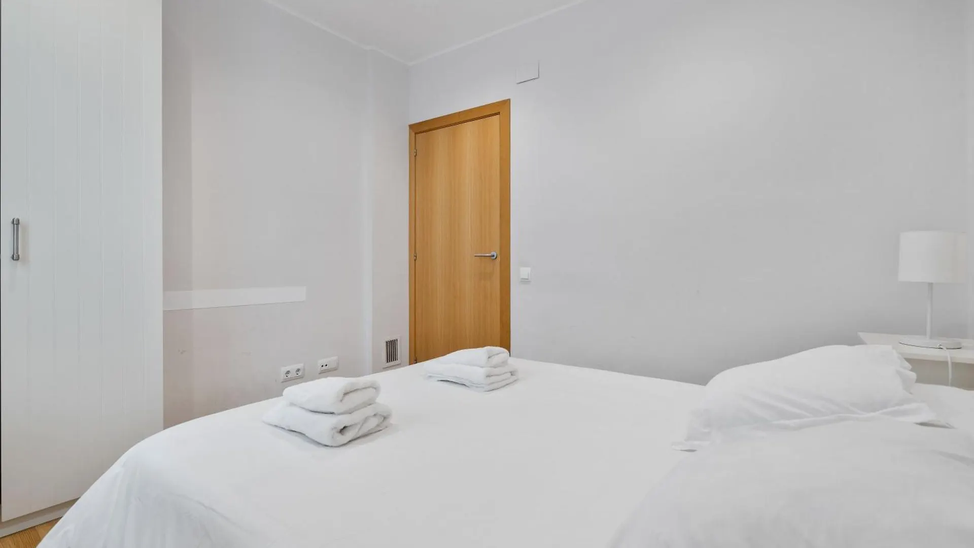 Flateli Pelayo H2 Apartment Barcelona