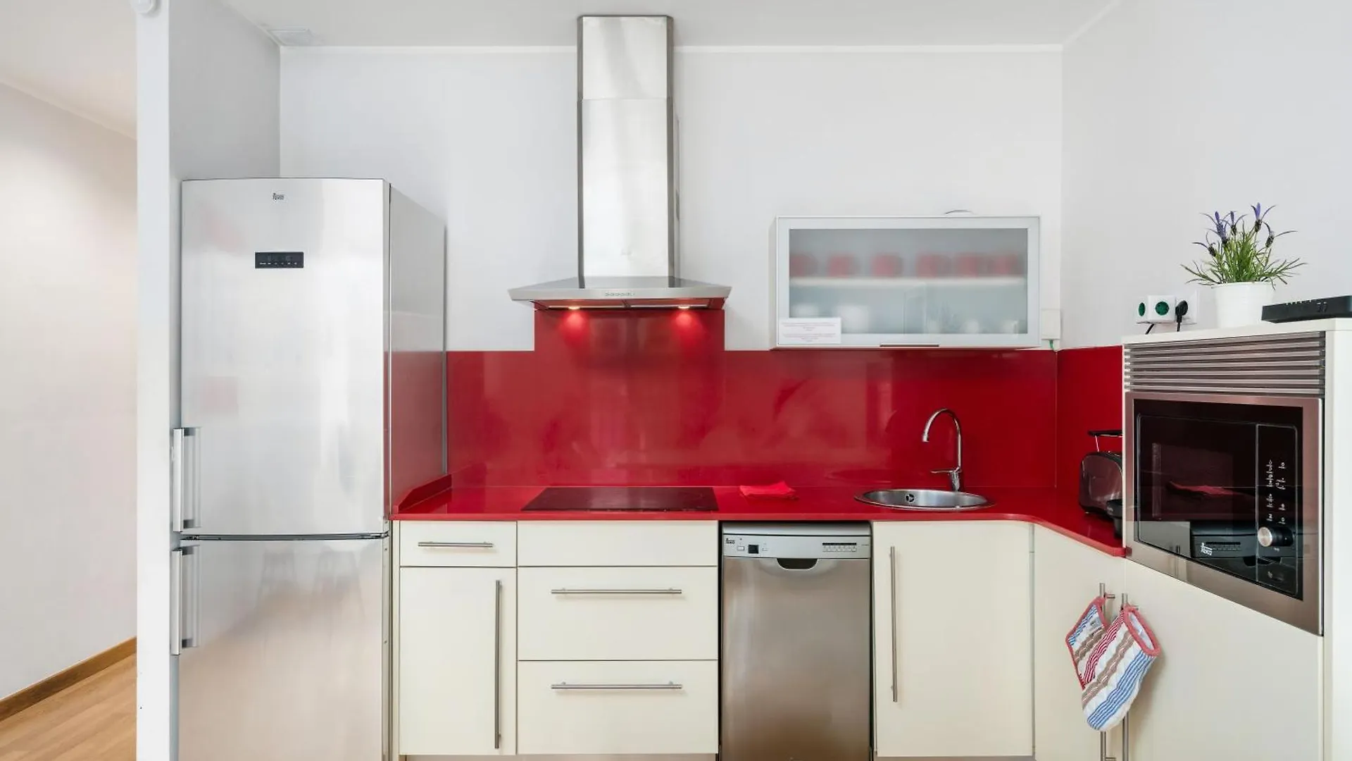 Flateli Pelayo H2 Apartment Barcelona Spain