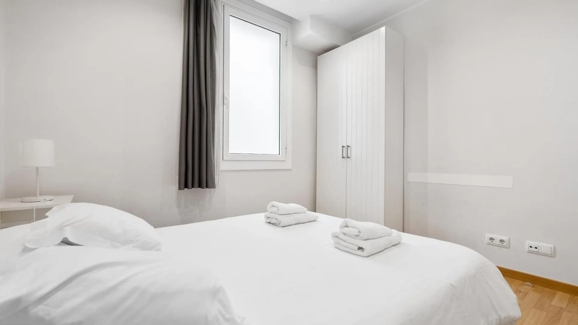 Flateli Pelayo H2 Apartment Barcelona 0*,  Spain