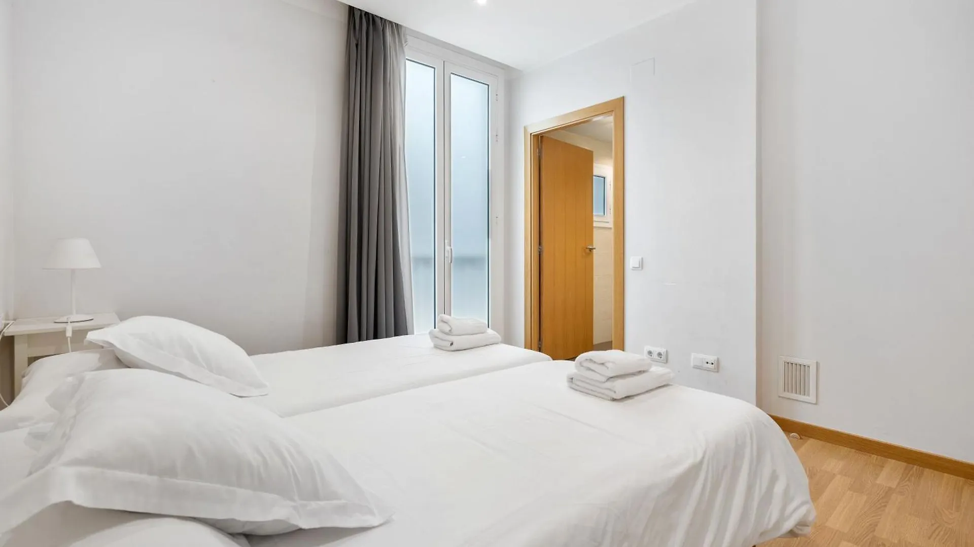 Flateli Pelayo H2 Apartment Barcelona