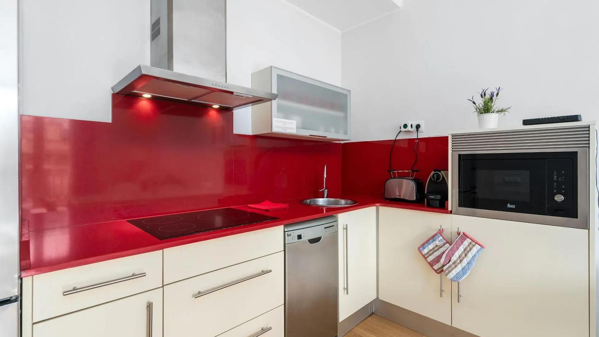 Flateli Pelayo H2 Apartment Barcelona